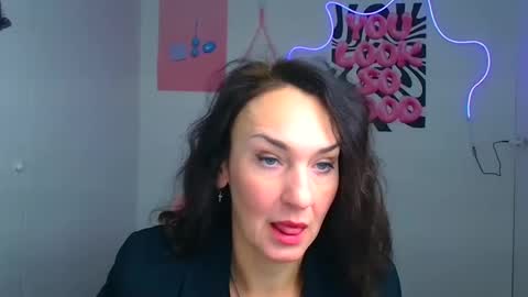 Christina online show from 02-05-26, 06:40