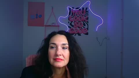 Christina online show from 03-06-26, 12:12