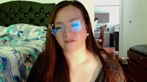 Snapshot of misslady__eva chatting on 03-03-25, 02:48 eva online show from 03-03-25, 02:48