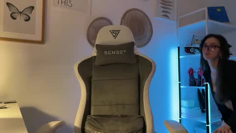 misslalii online show from 02-23-26, 02:03