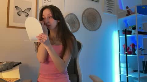 misslalii online show from 03-19-26, 06:56