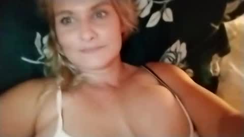 Misslicks online show from 10-23-25, 06:45