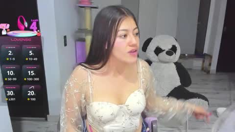 Loren online show from 02-25-26, 02:21