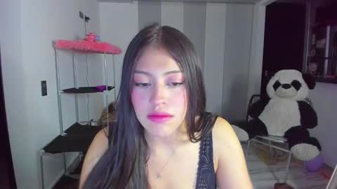Snapshot of missloren333 chatting on 01-05-25, 03:22 missloren333 online show from 01-05-25, 03:22