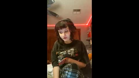 missmacabre666 online show from 02-25-26, 08:46
