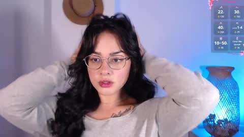 Snapshot of missmariana_ chatting on 04-23-26, 11:40 missmariana_ online show from 04-23-26, 11:40
