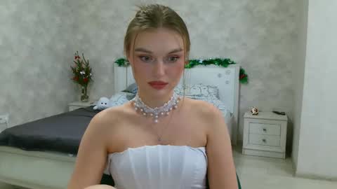 OneGoddess online show from 12-26-24, 03:53
