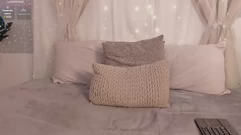 Alejandra  online show from 07-28-26, 03:21