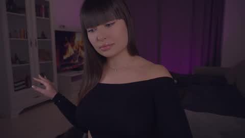 LUXXANDRA online show from 02-02-26, 06:34