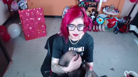 Miss Mia online show from 02-27-25, 04:32