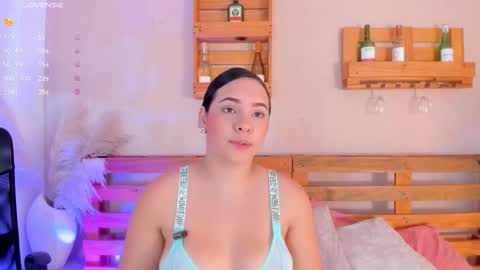 Mia  online show from 11-23-25, 11:54