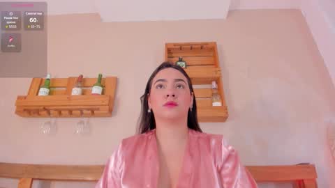 Mia  online show from 02-11-26, 11:59