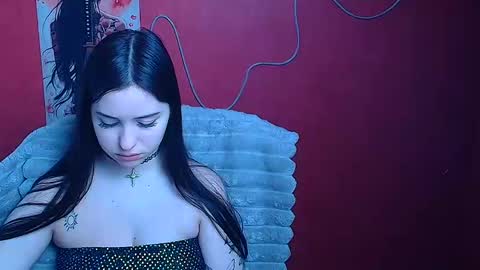 Mia online show from 02-14-26, 12:24