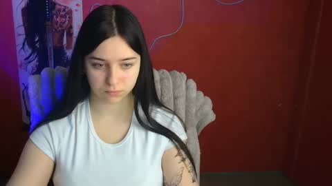 Snapshot of missmiamiss chatting on 04-24-26, 11:12 Mia online show from 04-24-26, 11:12