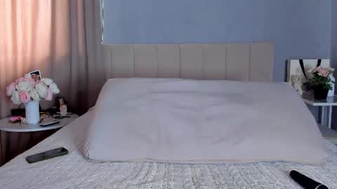 missmiatv online show from 07-21-26, 03:42