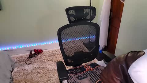 Mina online show from 12-22-24, 04:17