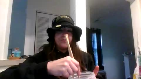 Snapshot of missmonatoyou chatting on 04-19-26, 05:23 MissMona online show from 04-19-26, 05:23