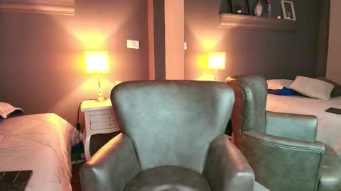 missparis__ online show from 11-29-25, 09:07