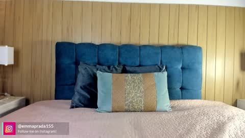 Emma Prada online show from 03-17-26, 11:46