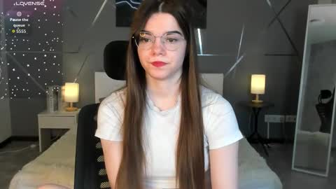 misss_evelyne online show from 02-07-26, 01:20