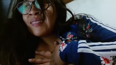 Snapshot of misssam28 chatting on 09-29-25, 10:36 TELL ME MISS online show from 09-29-25, 10:36