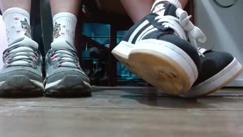 Snapshot of misssam28 chatting on 02-12-26, 05:08 TELL ME MISS online show from 02-12-26, 05:08