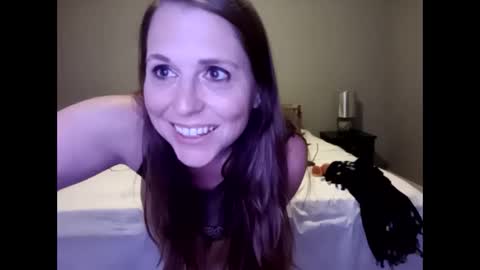 Snapshot of misssexysweet chatting on 03-09-25, 03:32 misssexysweet online show from 03-09-25, 03:32