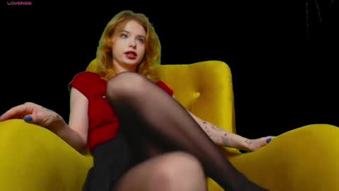 Snapshot of missslola chatting on 04-20-26, 04:10 Misss Lola Angel online show from 04-20-26, 04:10
