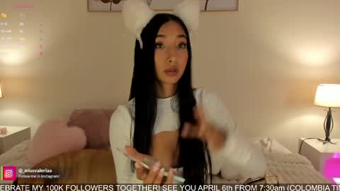 Valeria Davila online show from 04-01-26, 01:12