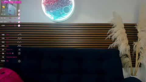 missvalery1 online show from 01-17-25, 08:55