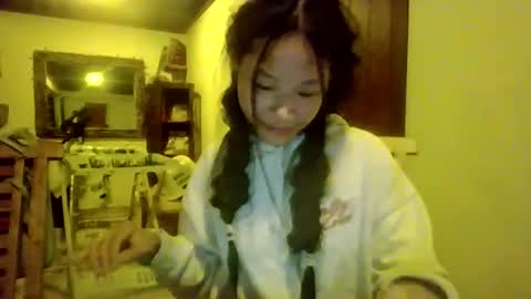 Snapshot of missversatile chatting on 07-10-26, 01:54 Miss Versatile online show from 07-10-26, 01:54