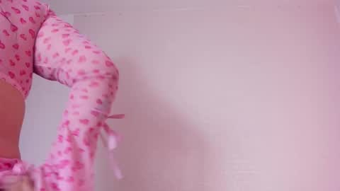 Pau OFmissweetpeach online show from 11-24-25, 11:04