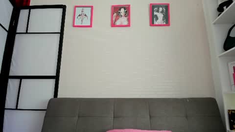 Snapshot of missweetpeach chatting on 07-07-26, 05:17 Pau OFmissweetpeach online show from 07-07-26, 05:17