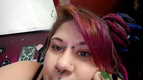 Snapshot of missxmoth444 chatting on 11-11-25, 10:21 missxmoth444 online show from 11-11-25, 10:21