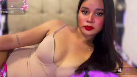 Snapshot of missxthalia697 chatting on 07-14-26, 02:05 Miss. Thalia online show from 07-14-26, 02:05