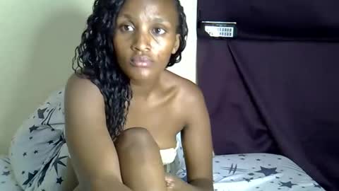 Snapshot of missxynn chatting on 05-16-26, 07:45 missxynn online show from 05-16-26, 07:45