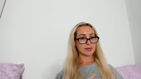 Snapshot of missy_matrix chatting on 05-30-26, 12:35 Missy matrix online show from 05-30-26, 12:35