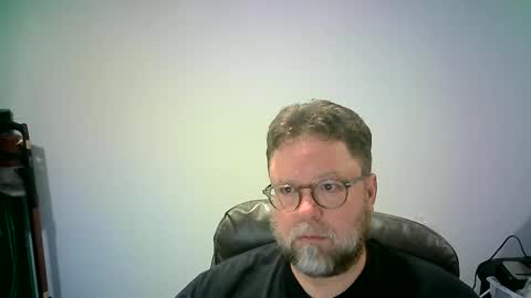 Snapshot of mister_happy567 chatting on 09-21-25, 05:09 Mr. Happy online show from 09-21-25, 05:09