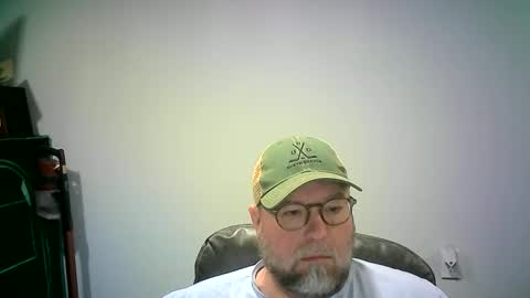 Snapshot of mister_happy567 chatting on 09-22-25, 05:09 Mr. Happy online show from 09-22-25, 05:09