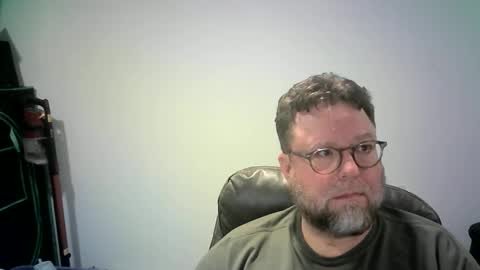 Snapshot of mister_happy567 chatting on 09-25-25, 07:23 Mr. Happy online show from 09-25-25, 07:23