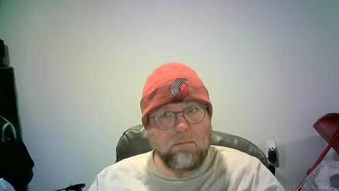 Snapshot of mister_happy567 chatting on 11-03-25, 06:47 Mr. Happy online show from 11-03-25, 06:47