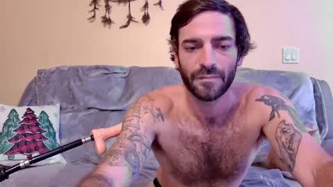 Snapshot of misterblake69 chatting on 12-28-24, 01:08 Blake online show from 12-28-24, 01:08