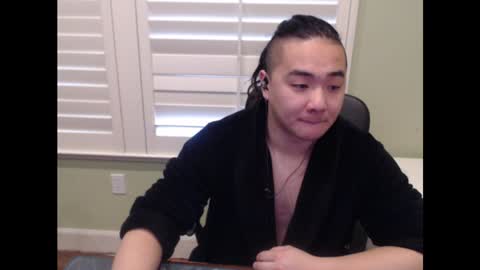 Snapshot of misterlionking chatting on 12-16-24, 06:16 Eric online show from 12-16-24, 06:16