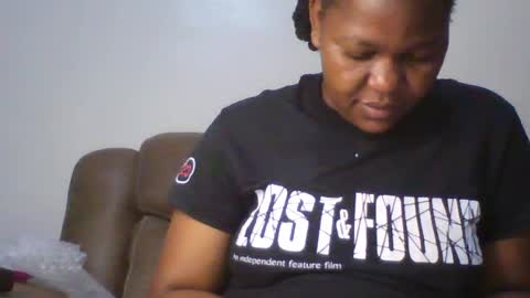 Snapshot of misticmoment chatting on 06-30-26, 06:20 misticmoment online show from 06-30-26, 06:20