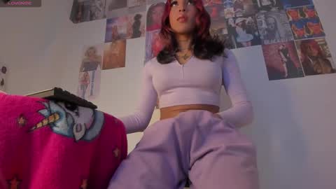   online show from 11-23-25, 02:33