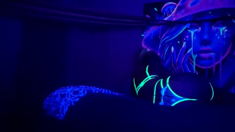 Snapshot of mistitwilight chatting on 11-01-25, 06:26 misti twilight online show from 11-01-25, 06:26