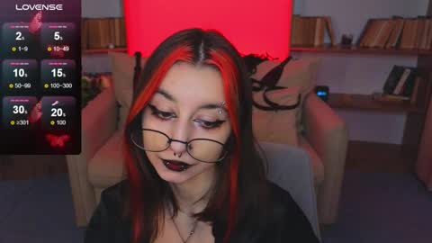 Marcelline online show from 11-27-25, 10:50