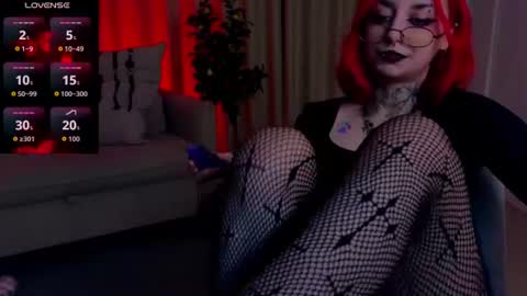 Snapshot of mistress__marcelline chatting on 07-14-26, 02:05 Marcelline online show from 07-14-26, 02:05