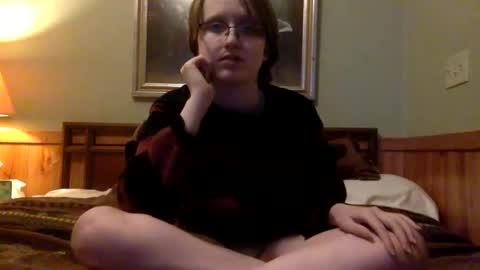 Snapshot of mistress_callie chatting on 06-04-26, 12:38 Lassie Cassie online show from 06-04-26, 12:38