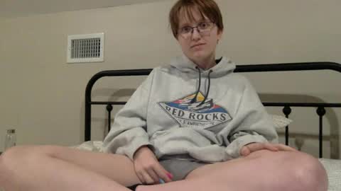 Snapshot of mistress_callie chatting on 08-01-26, 03:17 Lassie Cassie online show from 08-01-26, 03:17